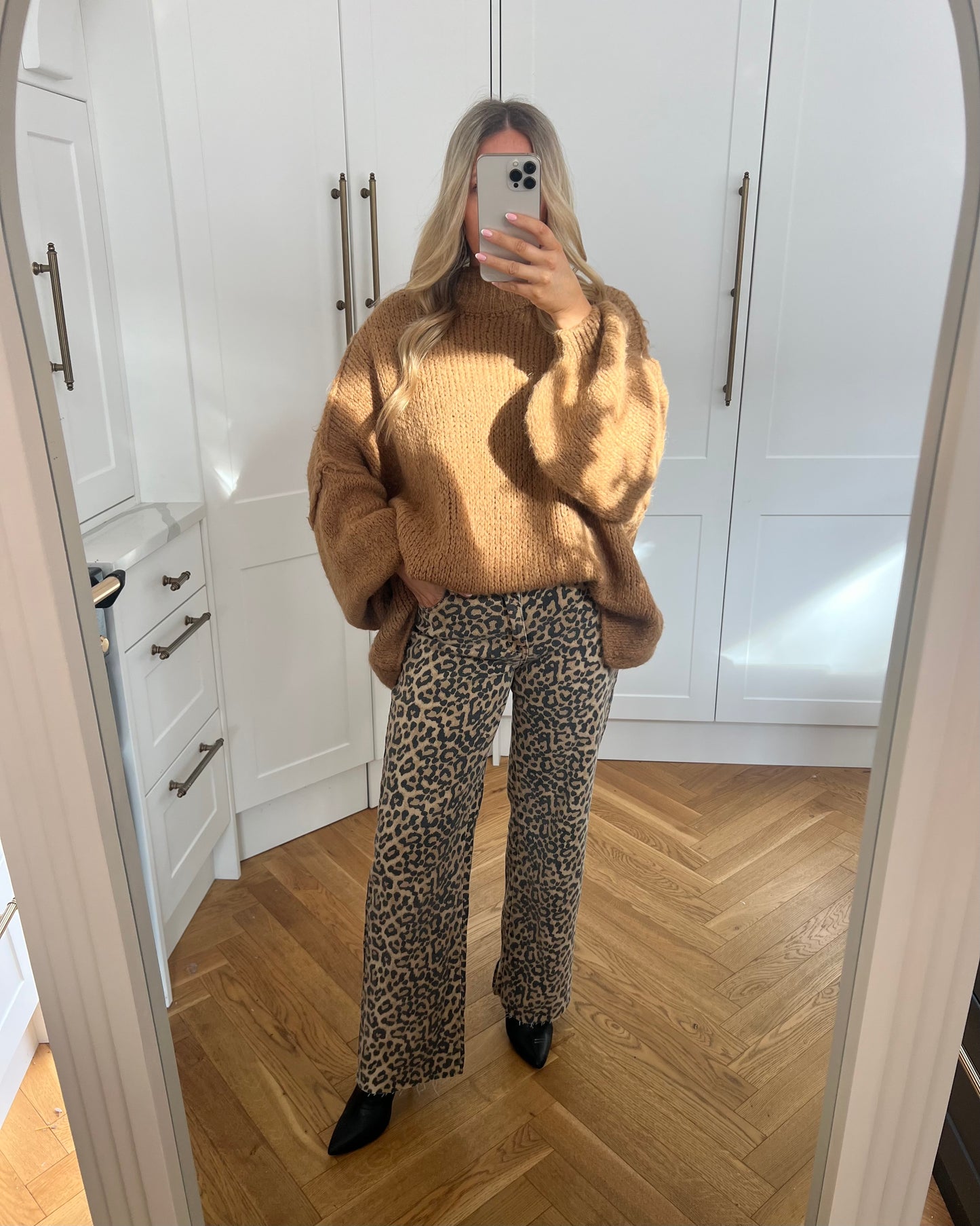 LEOPARD WIDE LEG JEANS