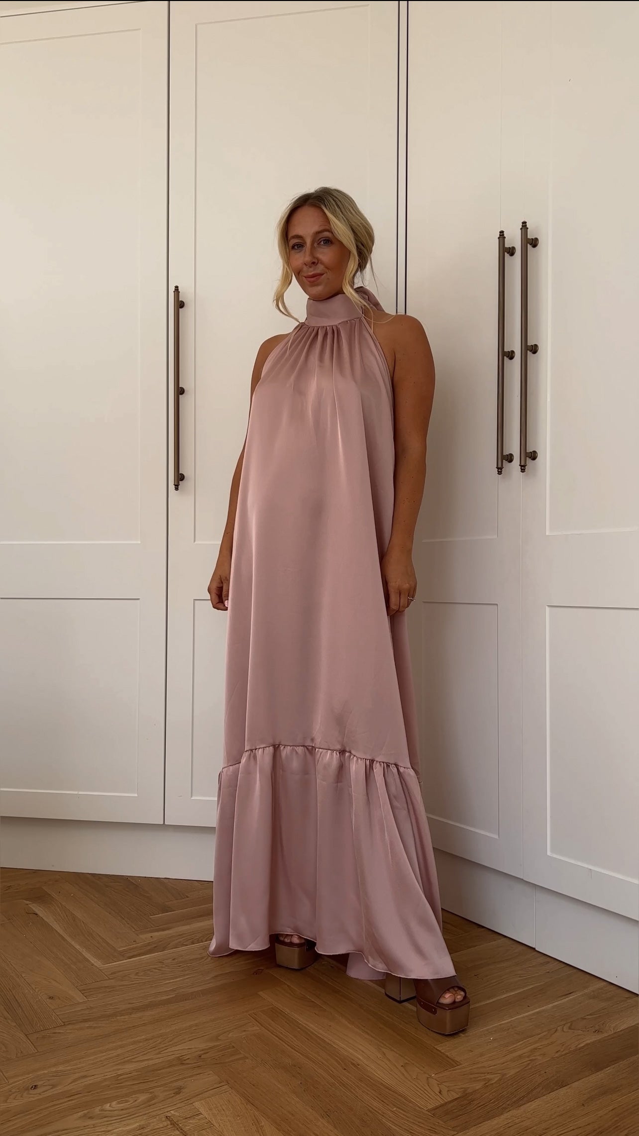 SATIN SCOOP BACK HALTERNECK DRESS