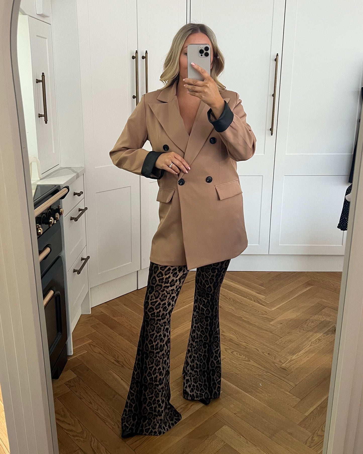 LEOPARD BELL BOTTOM STRETCHY LEGGING