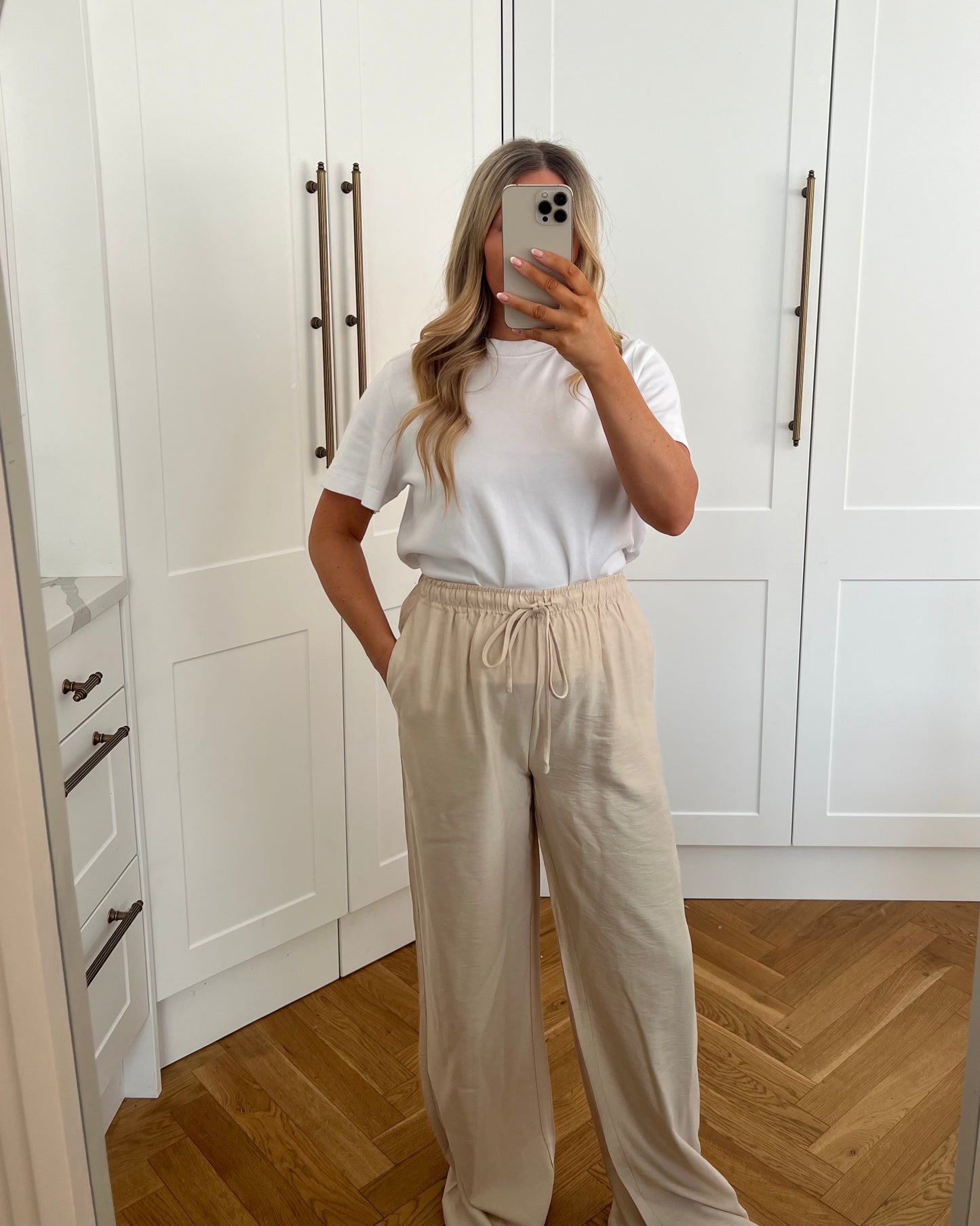 WIDE LEG TROUSER
