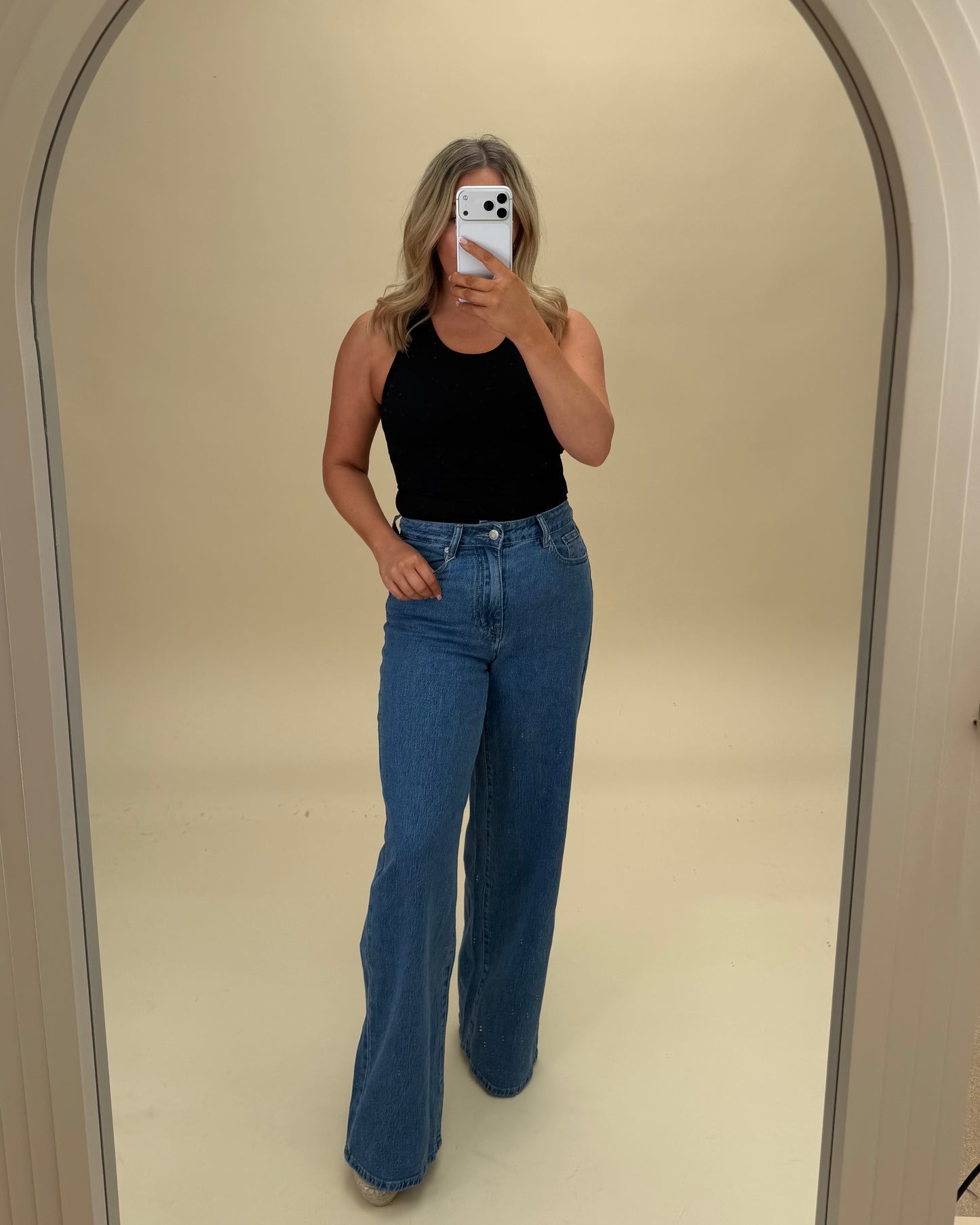 WIDE LEG DAD FIT JEANS