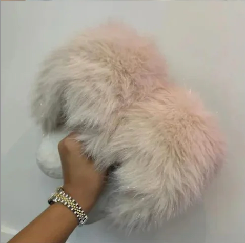 FAUX FUR FLUFFY SLIPPERS
