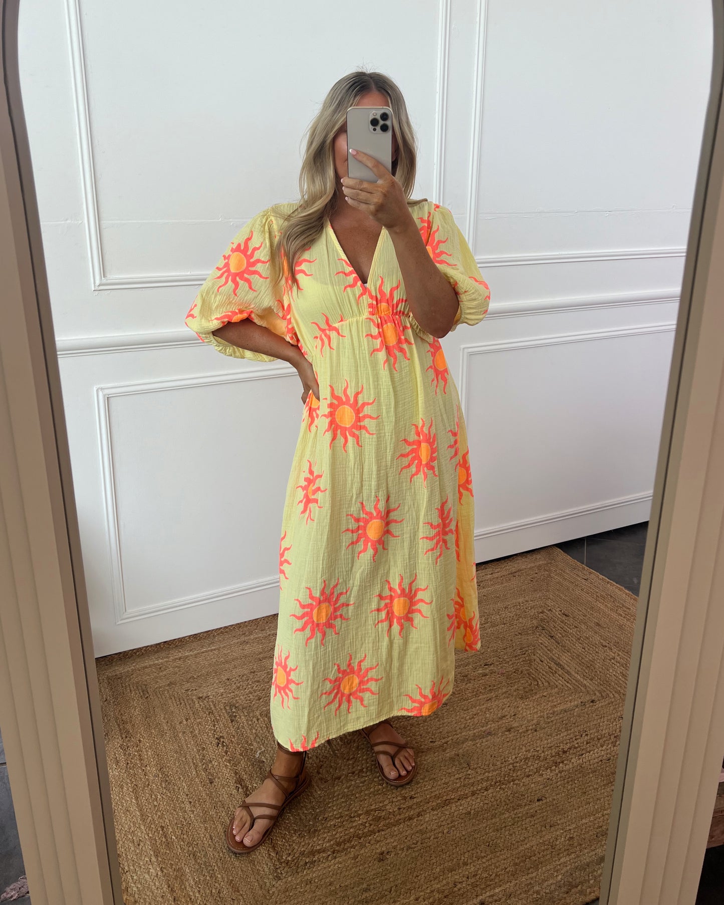 SUMMER SOLSTICE WITH SLEEVES