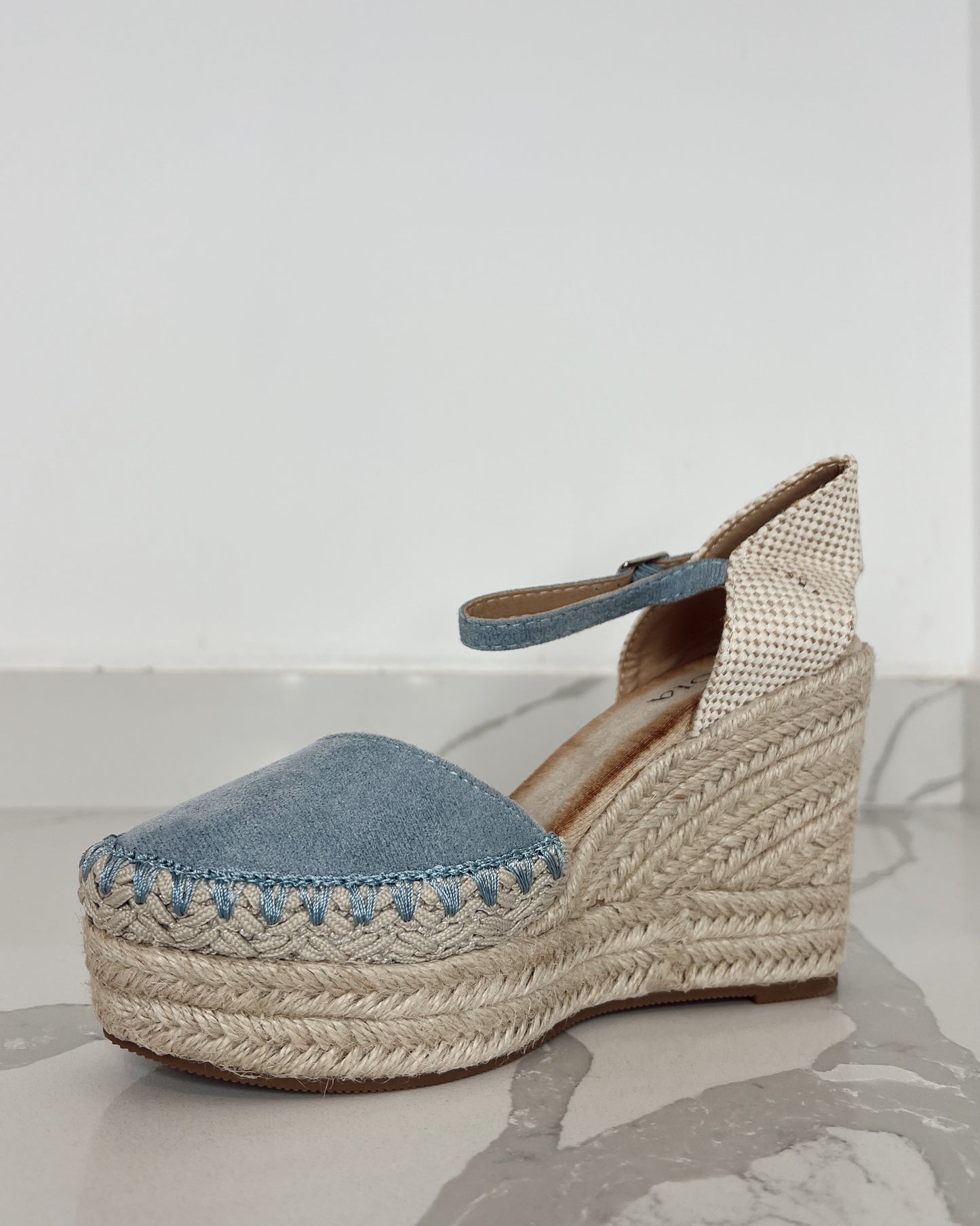 ESPADRILLE WEDGES