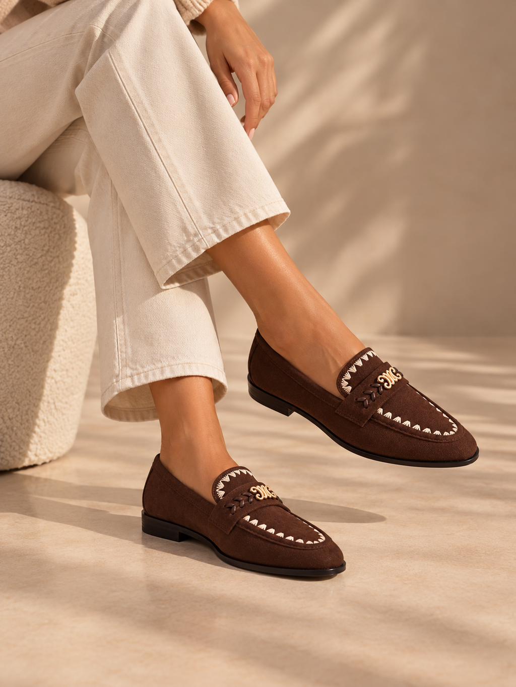 LOAFERS WITH EMBROIDERED DETAIL