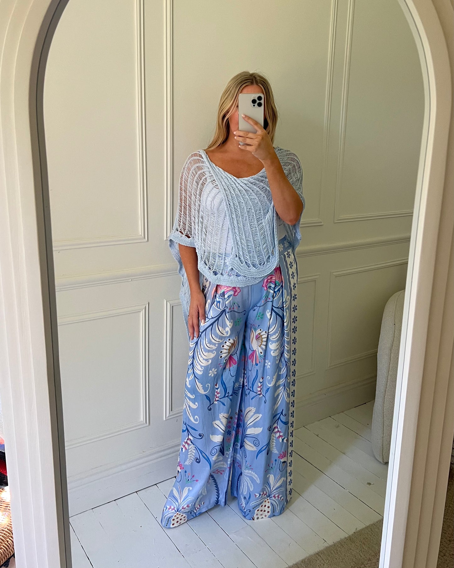 SATIN FLORAL TROUSERS