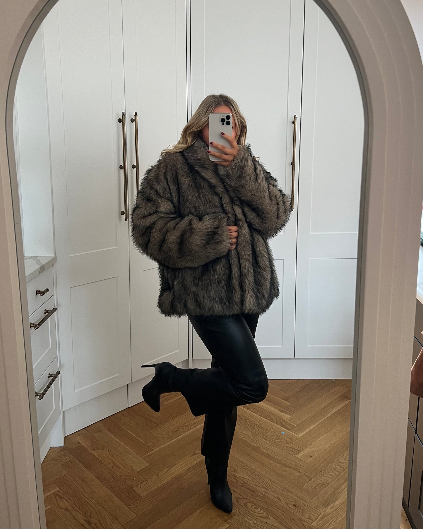 MIXED BROWN FAUX FUR CROPPED JACKET