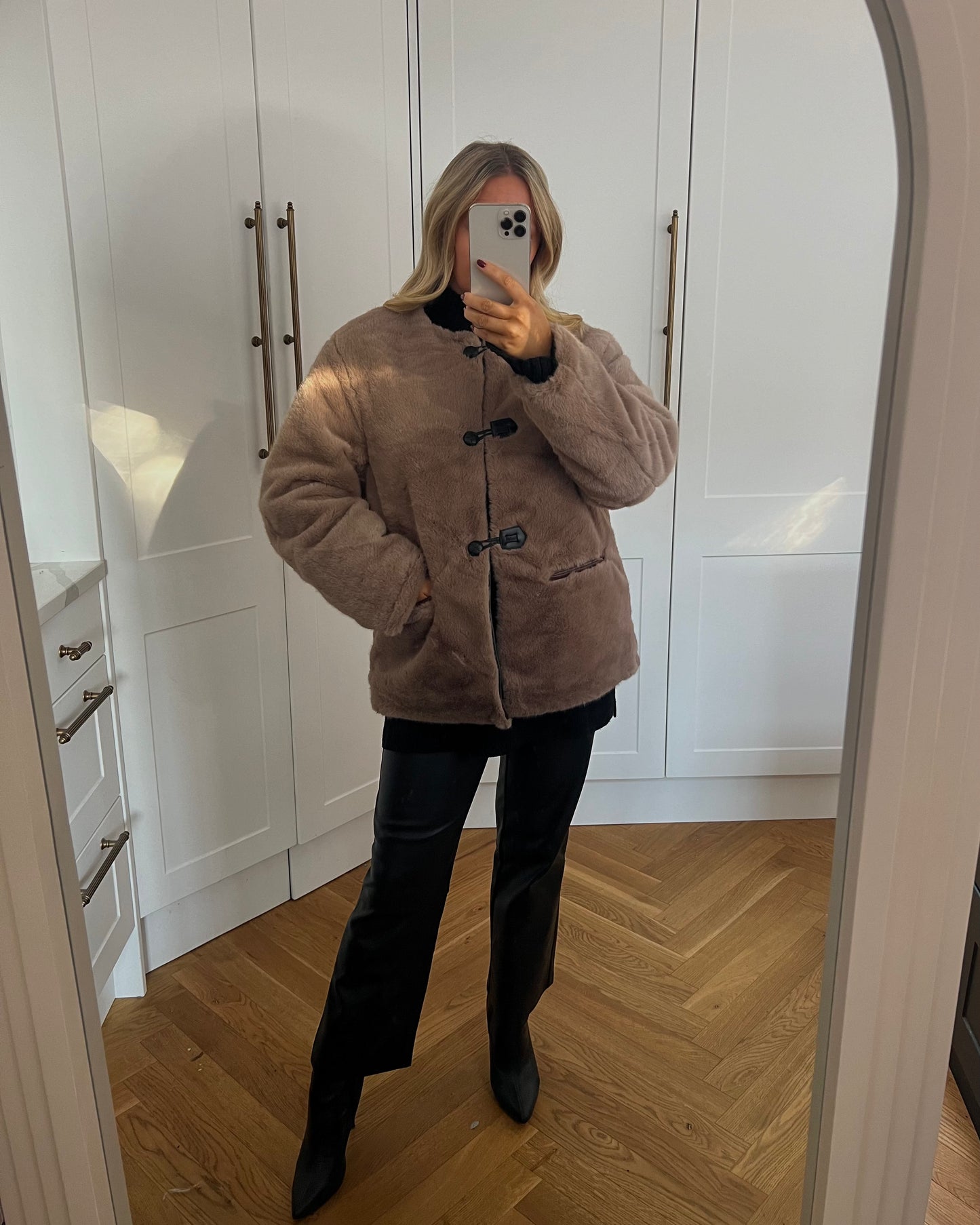 COLLARLESS FAUX FUR TOGGLE JACKET