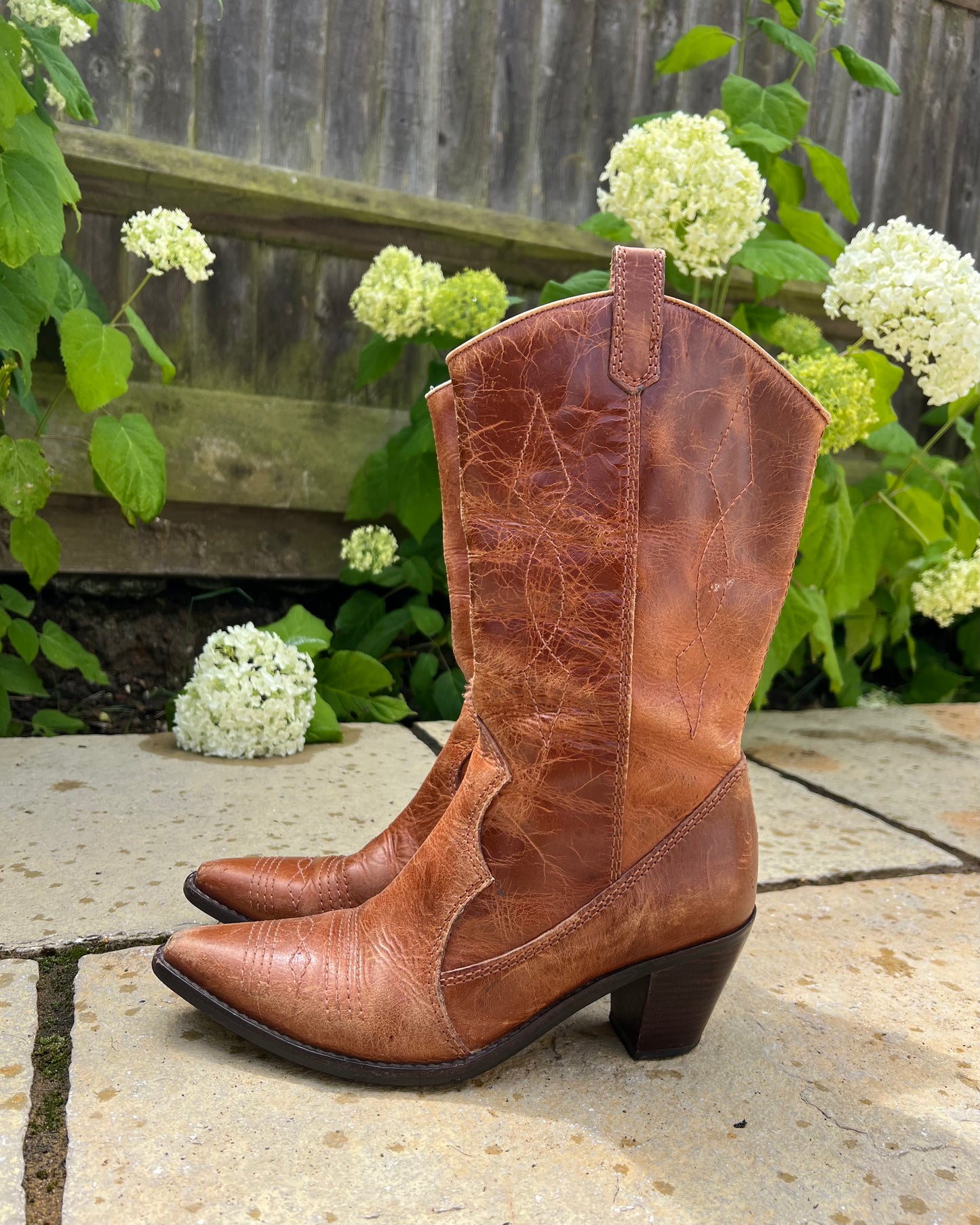 Italian cowboy boots hot sale