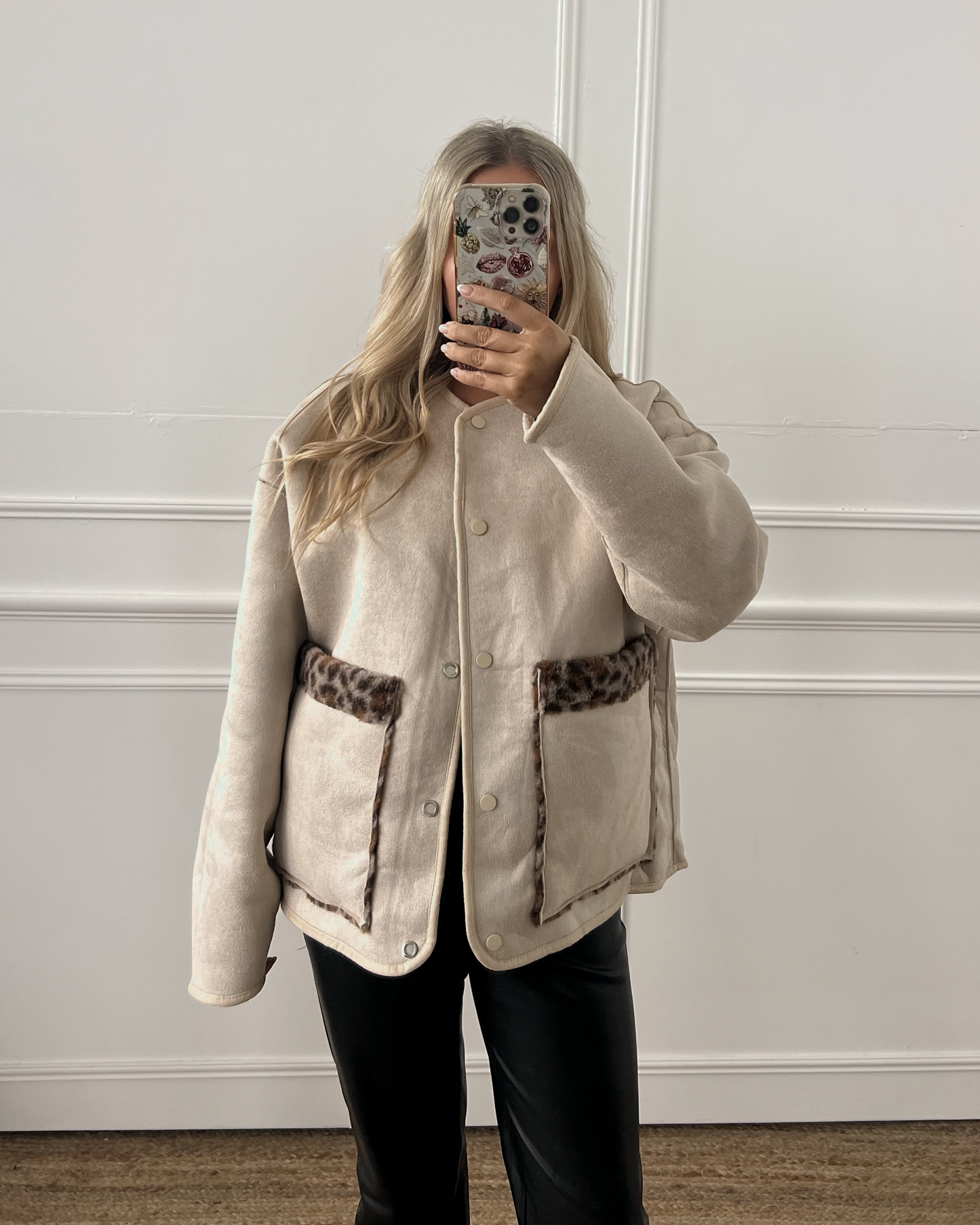 REVERSIBLE LEOPARD FLEECE JACKET