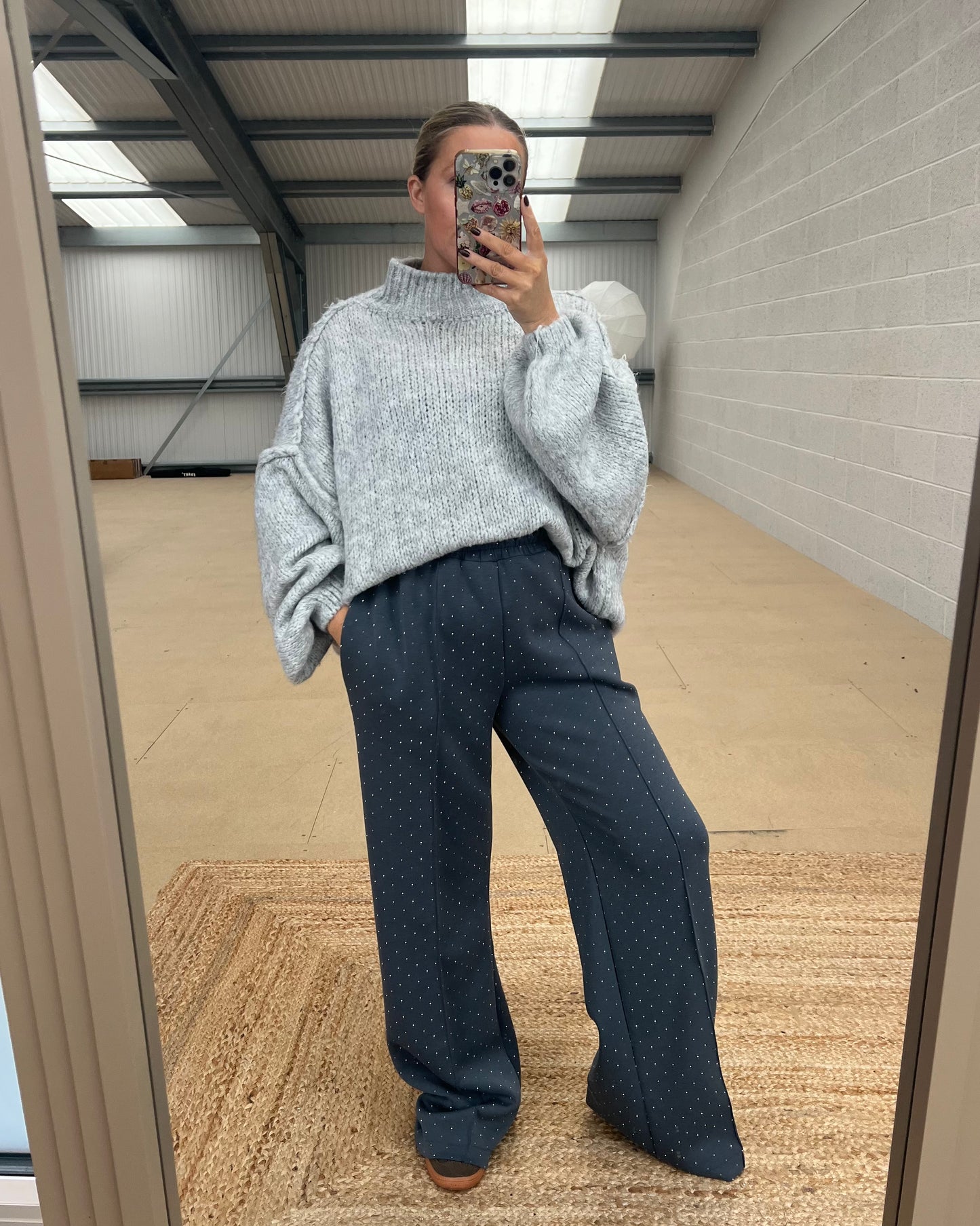 PIN TUCK STUD TROUSERS