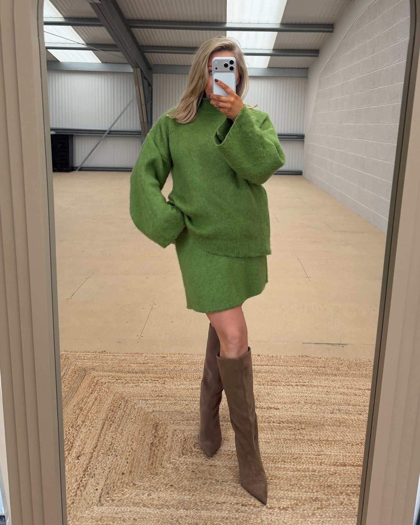 PLAIN KNITTED CO-ORD SKIRT & JUMPER SET