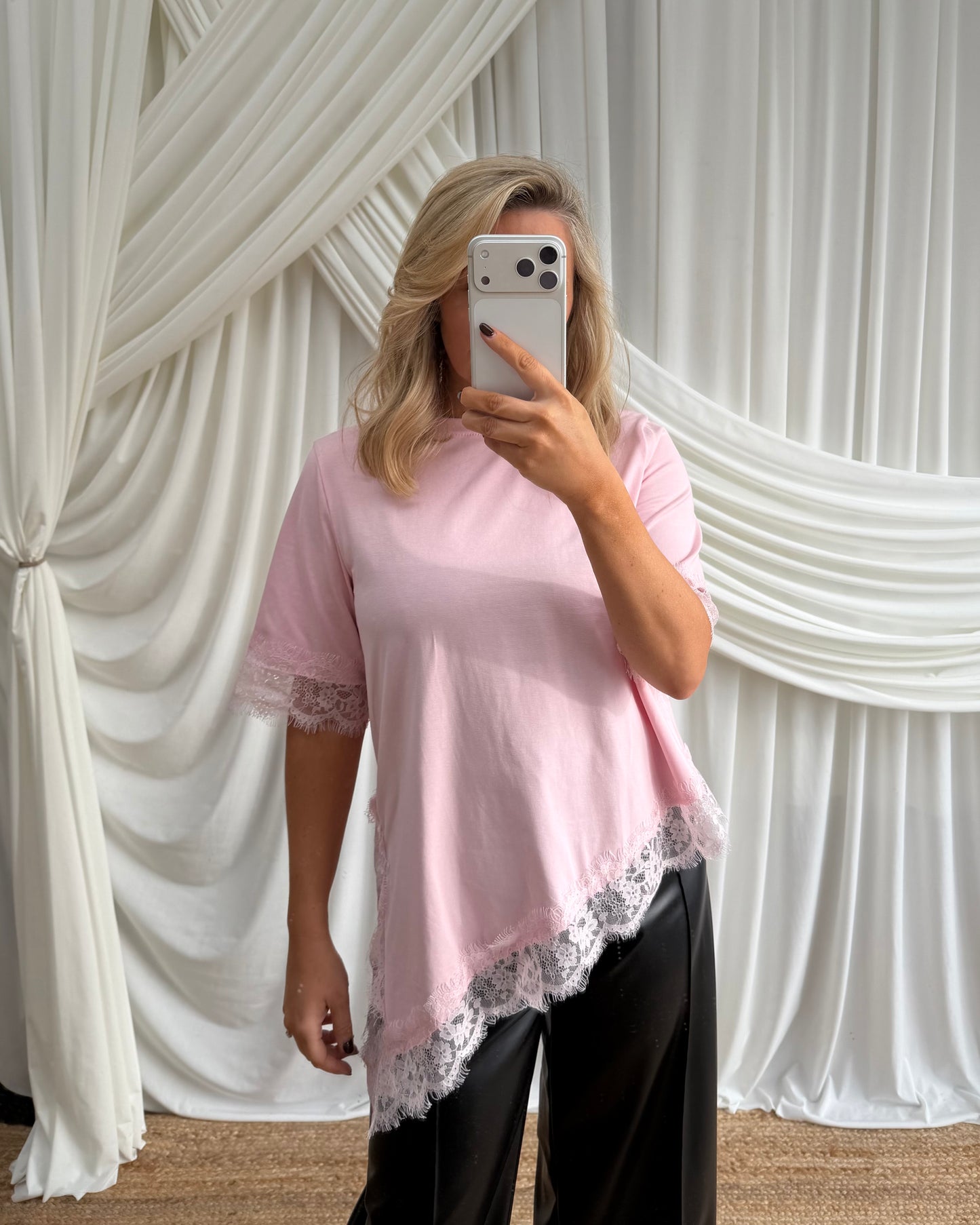 LACE TRIM COTTON T-SHIRT ASYMMETRIC HEM