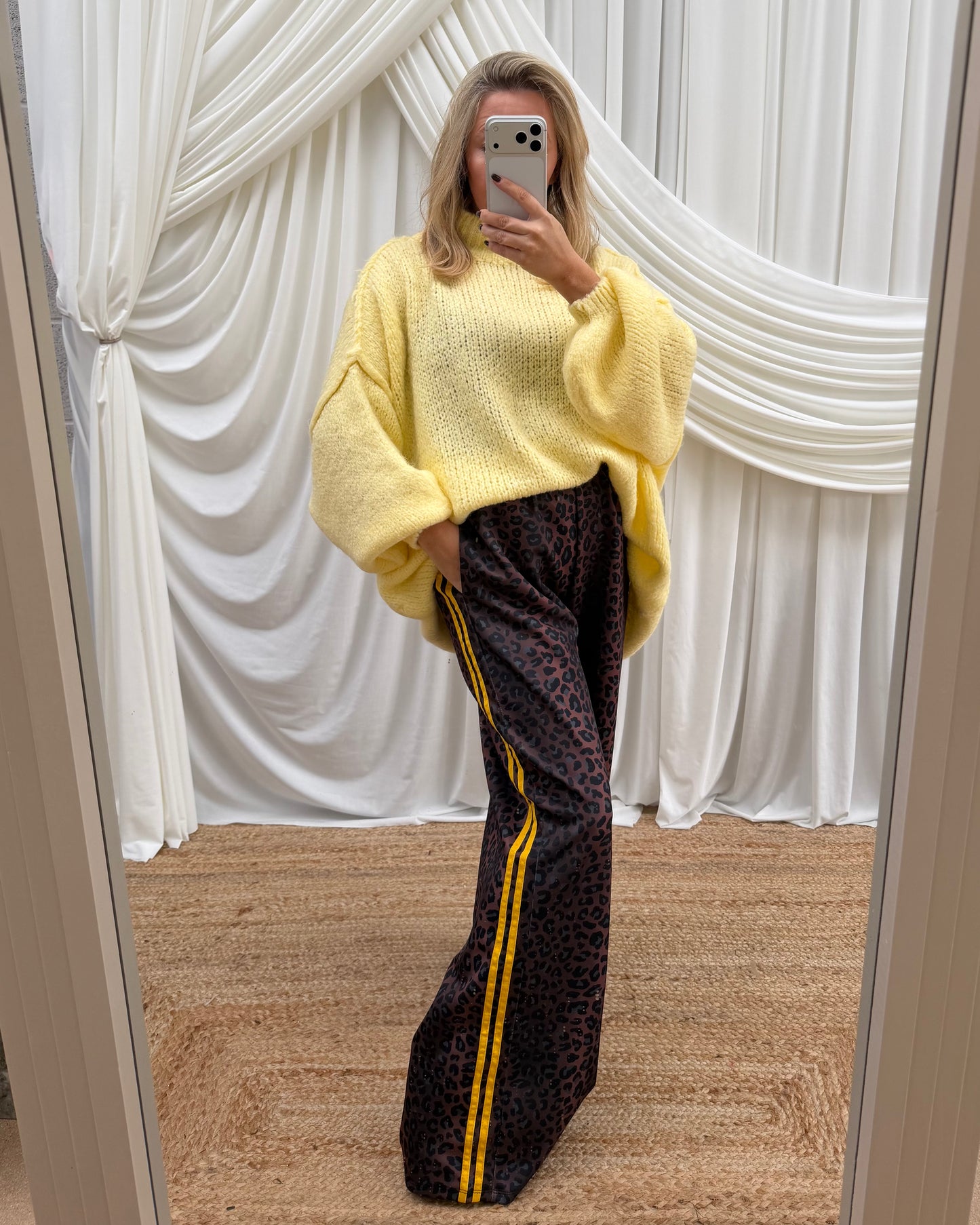 LEOPARD SIDE STRIPE TRACK PANT