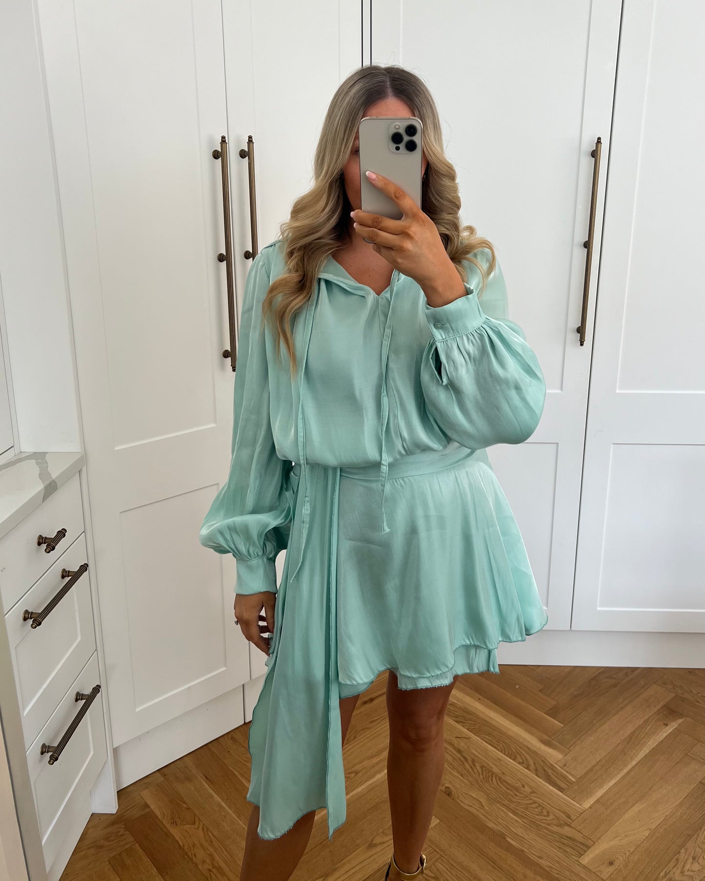 HIGH SHINE BELTED TUNIC DRESS