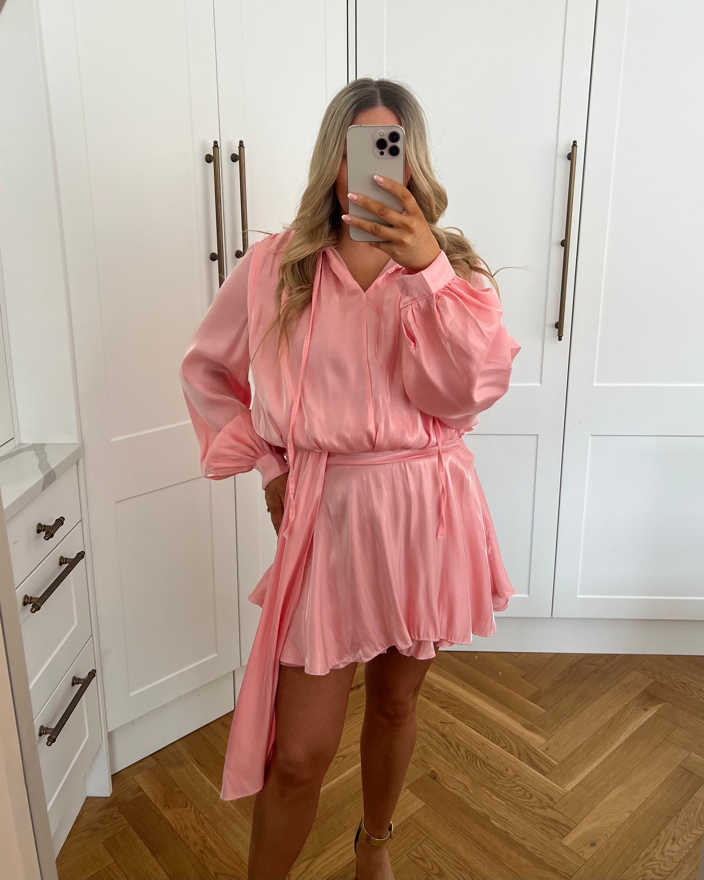 HIGH SHINE BELTED TUNIC DRESS
