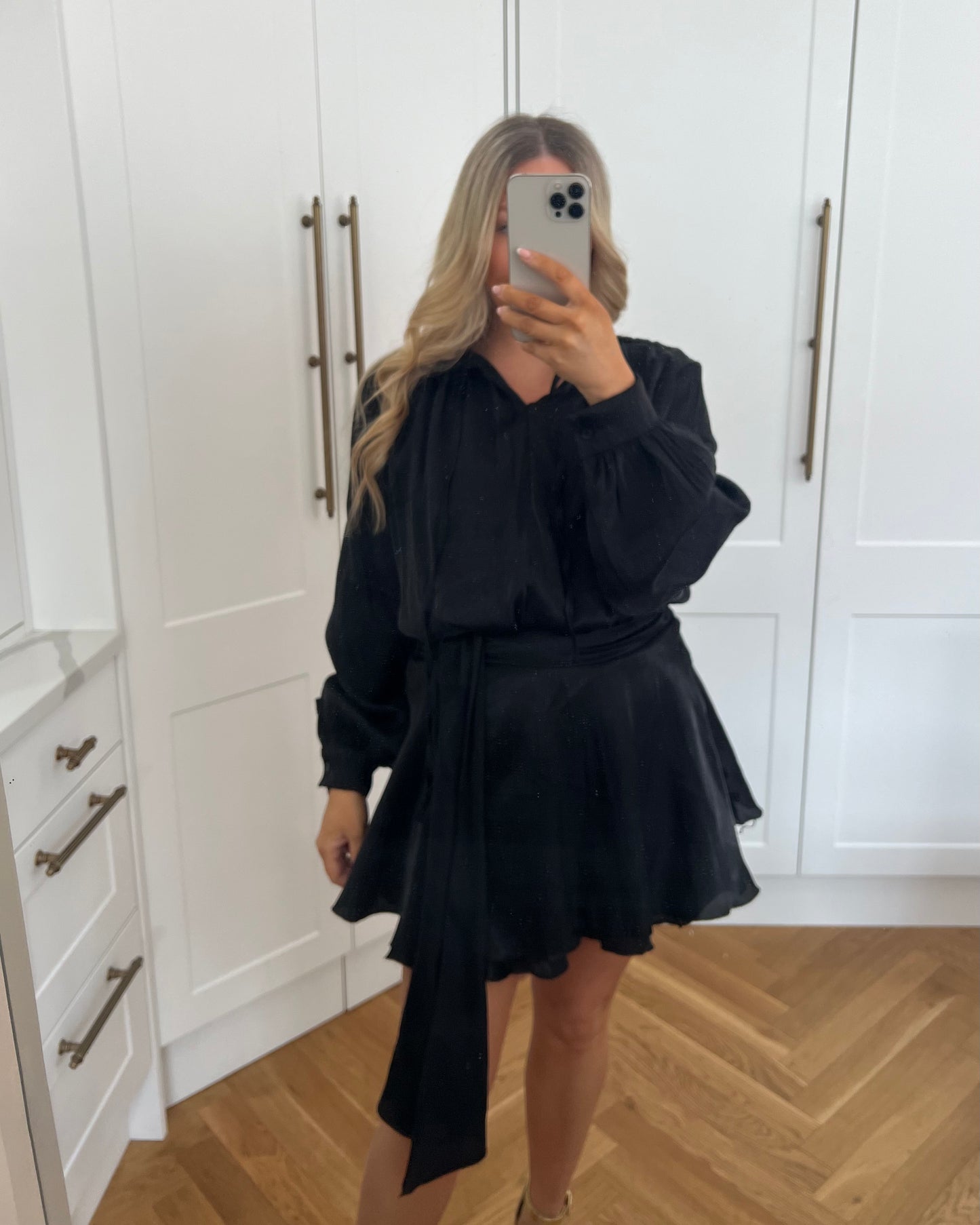 HIGH SHINE BELTED TUNIC DRESS