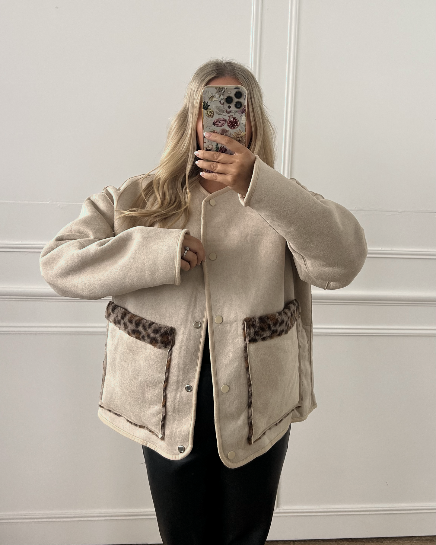 REVERSIBLE LEOPARD FLEECE JACKET