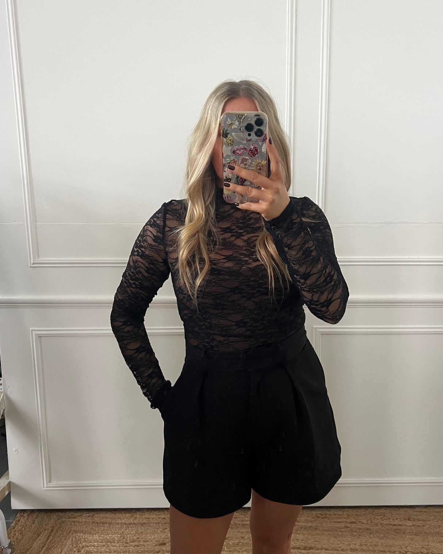 LACE SHEER LONG SLEEVE BODYSUIT