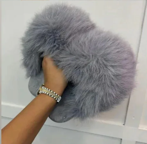 FAUX FUR FLUFFY SLIPPERS