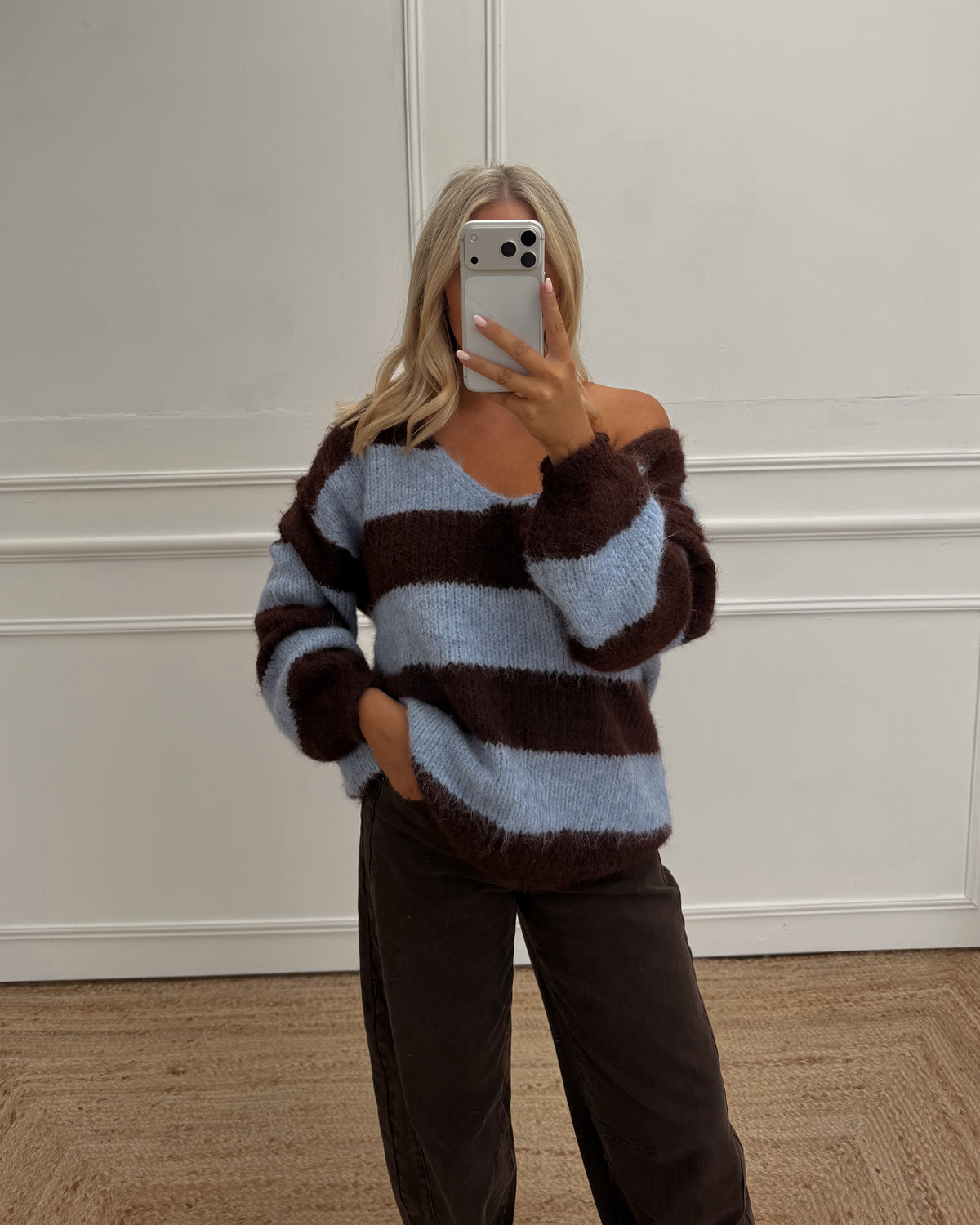 STRIPE V NECK WOOL BLEND JUMPER