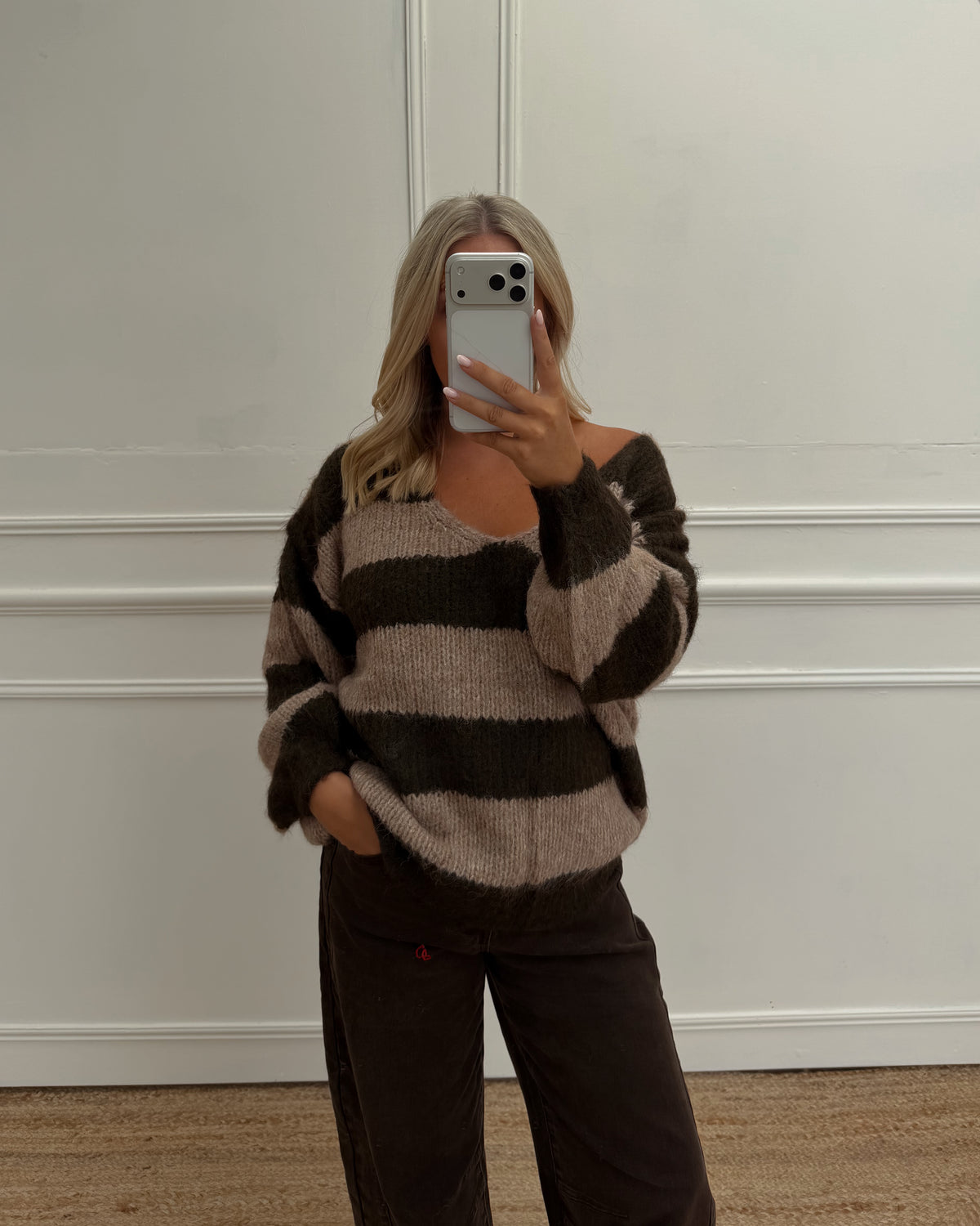STRIPE V NECK WOOL BLEND JUMPER