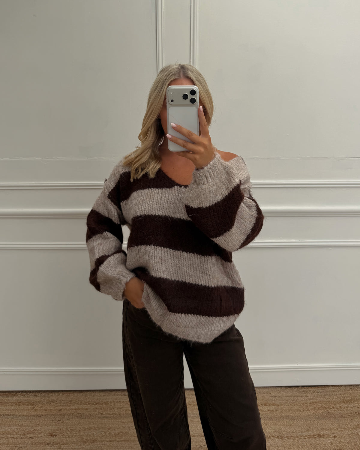 STRIPE V NECK WOOL BLEND JUMPER