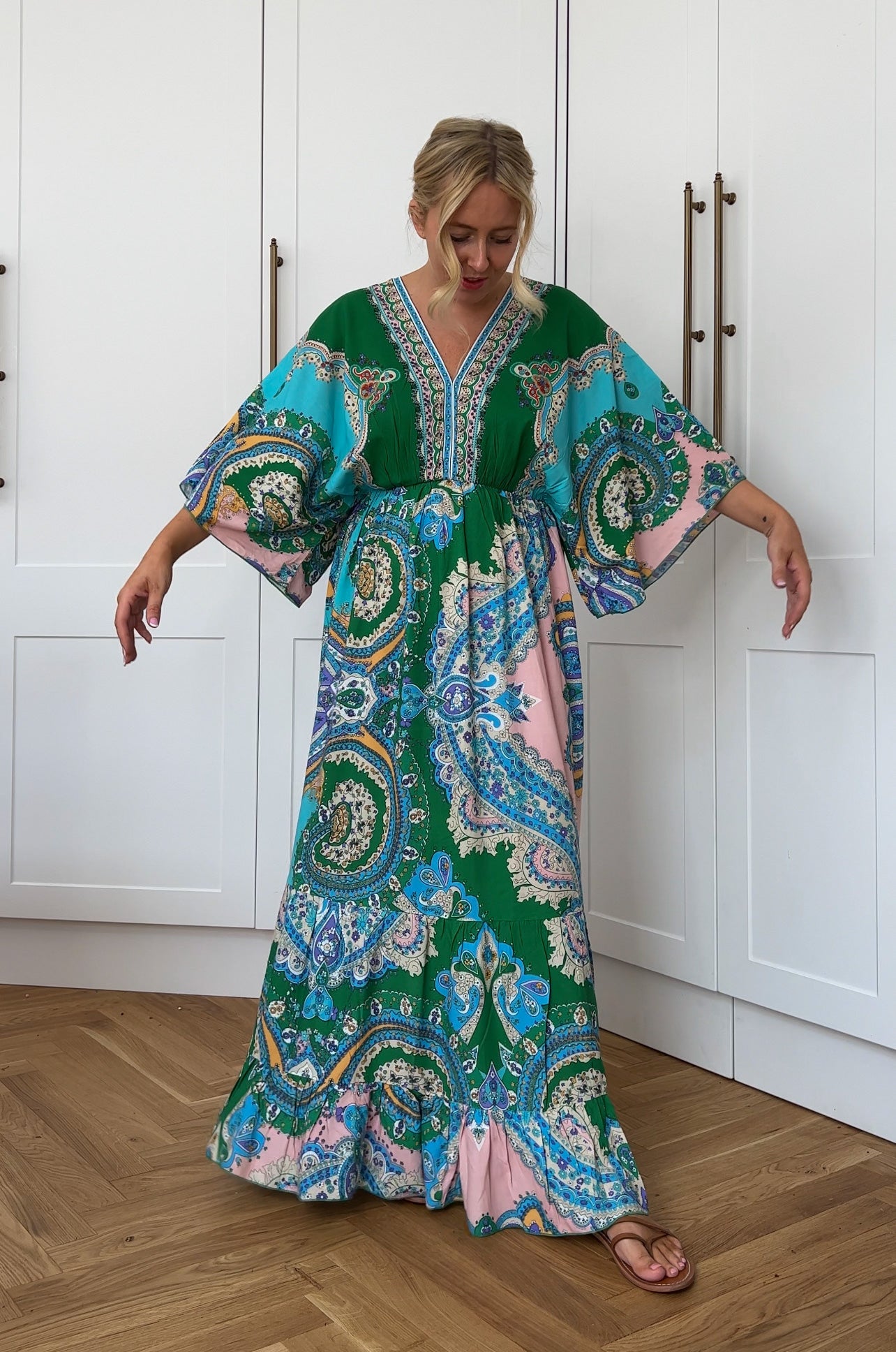 FLUTTER SLEEVE MAXI DRESS